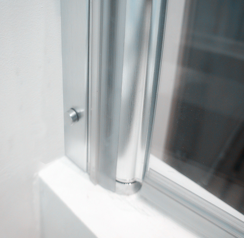 bathtub enclosures
